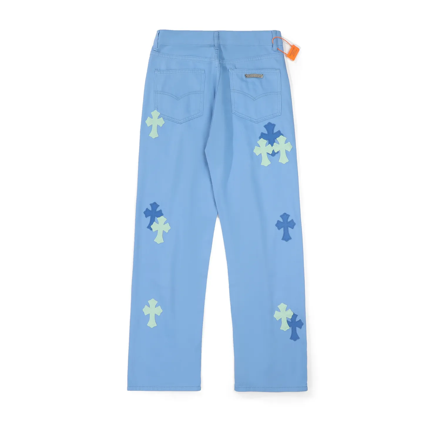 P270 Chrome hearts CH co-branded Drak Miami ice blue jeans exude uninhibited personality and unique charm. Every wear and tear is carefully designed to present a unique artistic feel. Made of imported denim fabric, which has undergone heavy industrial washing and destruction treatment, the trousers show a super cool effect on the upper body, allowing you to dominate the fashion stage.  This is more than just a pair of jeans, it is an expression of attitude. With its unique design concept and ultimate pursuit of details, Croxin breaks traditional boundaries and defines the jeans trend in the new era. The trousers are made of double-layer woven fabric with customized hardware. Special Italian cowhide is printed and cut. Custom-made sheepskin three-layer thick-line leather. The whole body is spliced ​​in heavy water washing. Craftsmen hand-splash ink. You can see the details. Three-dimensional cutting version. Loose and comfortable, not flattering to the body. Makes taller and slimmer. Seiko factory. Original quality control. Same style for men and women. Can be matched with couples. Versatile recommendation. Must-have jeans for all seasons. Color: ice blue. Size: 28-30-32-34.